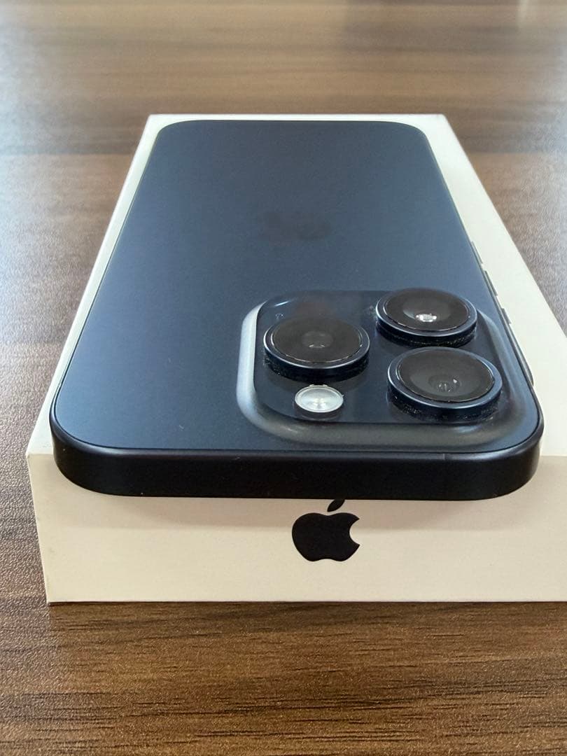 ？AppleCare付 iPhone 15 Pro 512GB