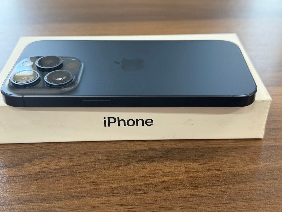 ？AppleCare付 iPhone 15 Pro 512GB