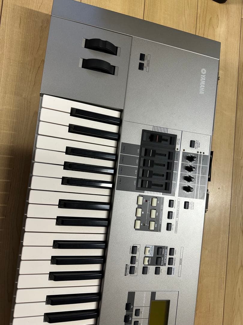 YAMAHA MOTIF 6 シンセサイザー