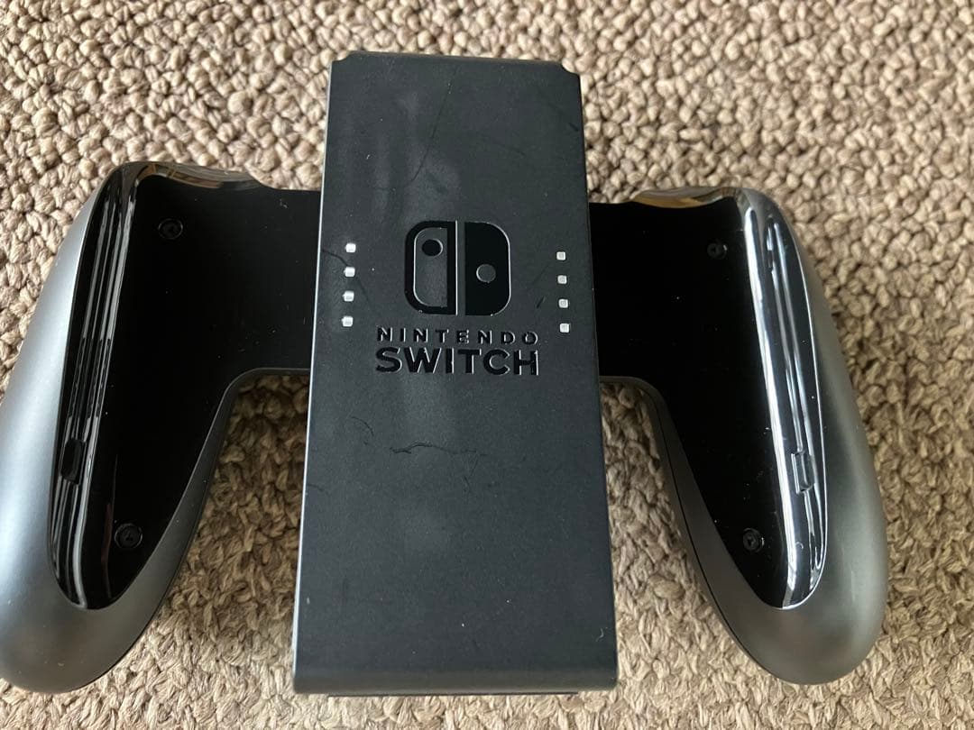 Nintendo Switch初期型ネオンブルー×ネオンレッド、ホリパッド付き