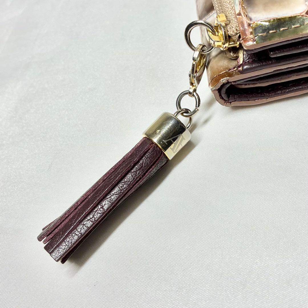 【人気】　アタオ　ワルツ　ヴィトロ　3つ折り財布　コンパクトウォレット　フリンジ