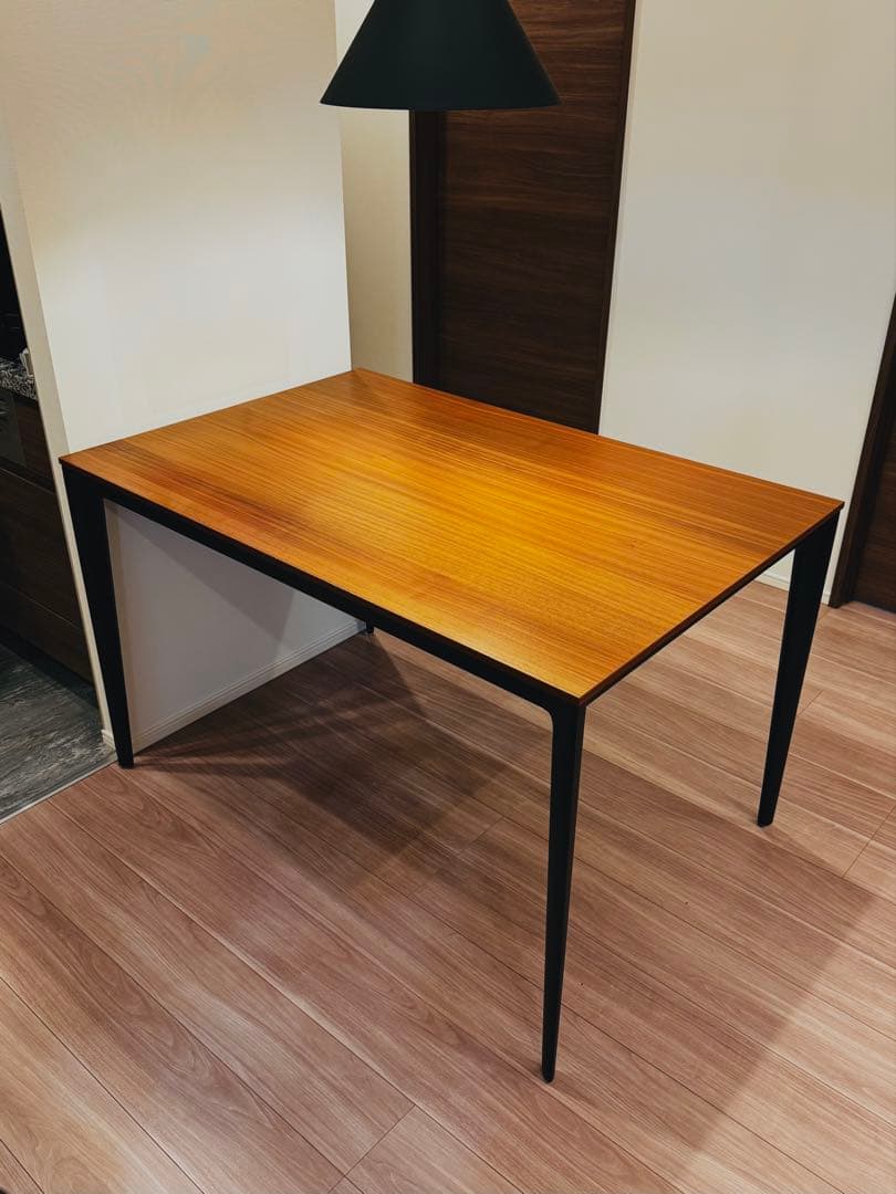 BoConcept Torino ダイニングテーブル