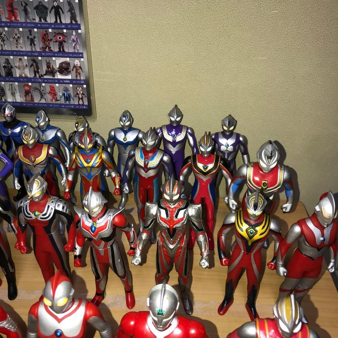 ウルトラマンソフビ　89体