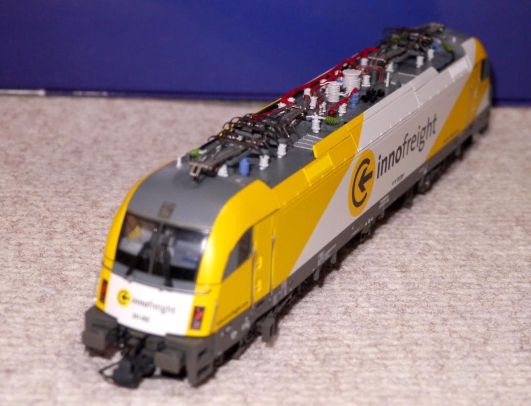 HOゲージ ROCO電気機関車 “Innofreight” (DCC・AC仕様)