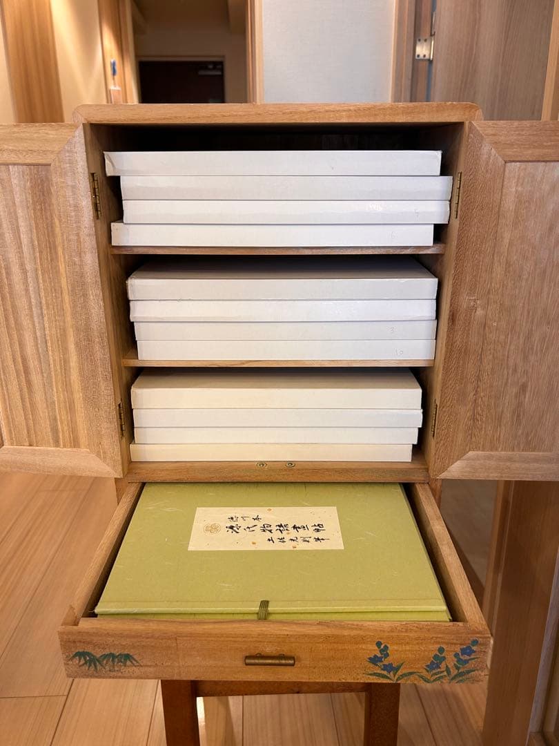 フランクリン画廊　徳川美術館収蔵　源氏物語書帖複製