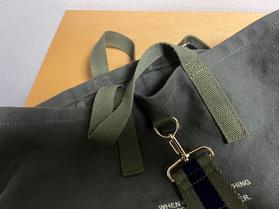 カレンソロジー　ニューヘルメットバッグ