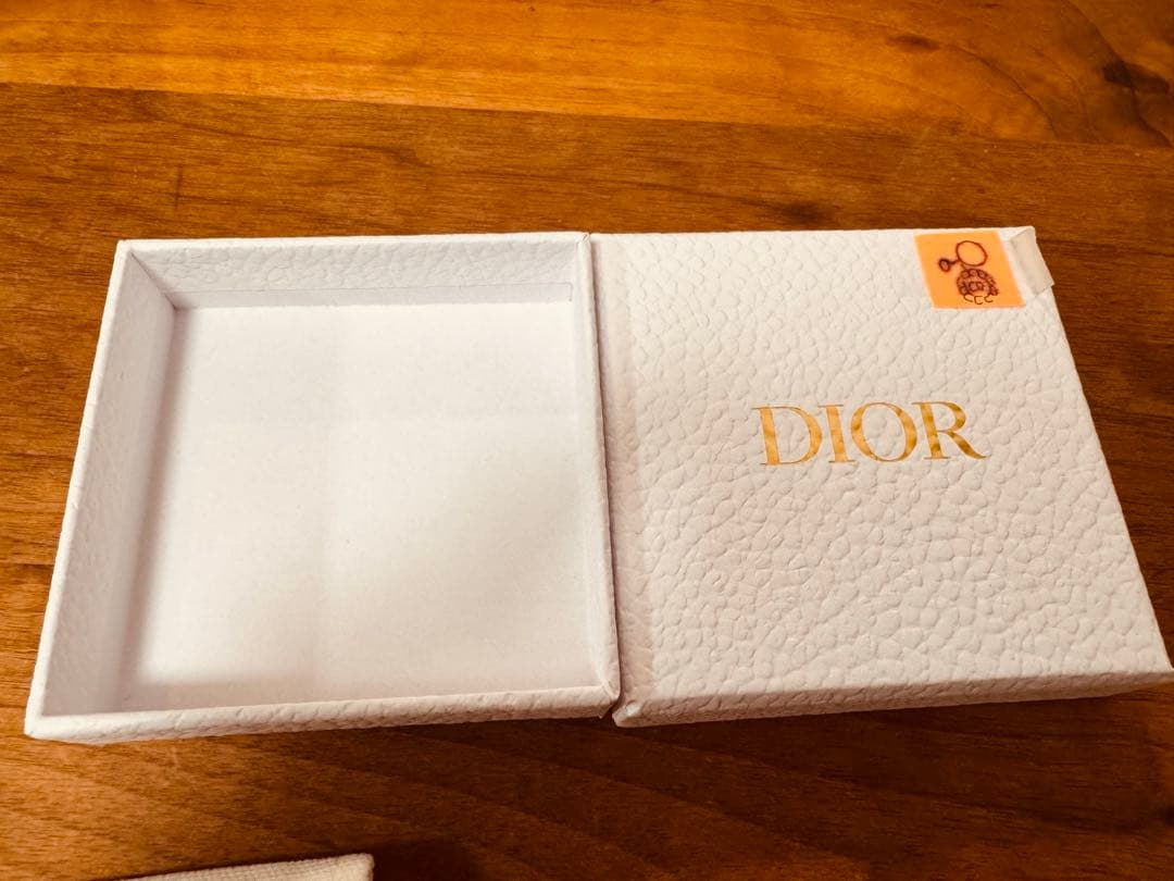 Dior Tribales ピアス メタル・レジンパール・クリスタル