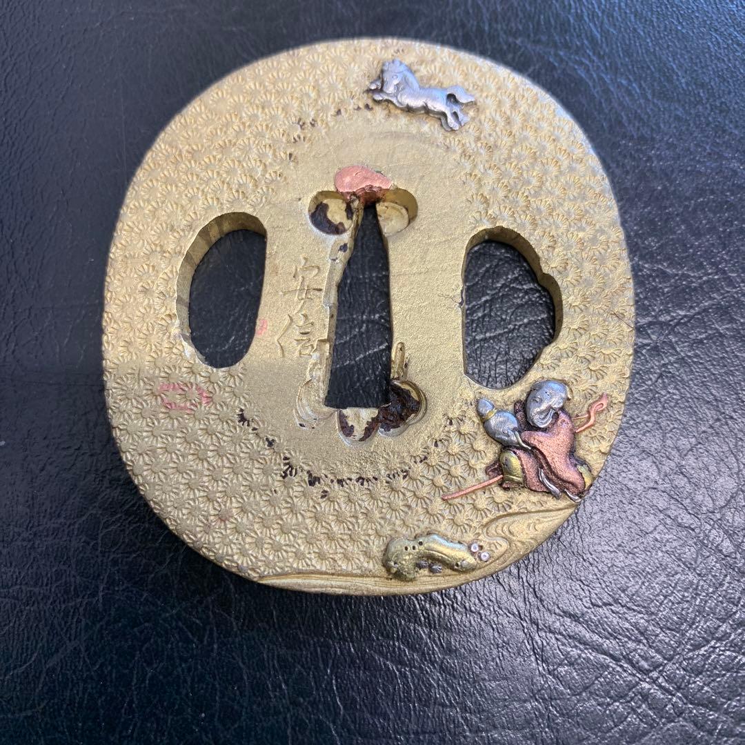 鍔　材質唐金　真鍮製　時代物　在銘　安信作