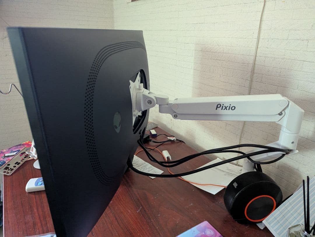 Alienware 25 AW2525HM Pixioモニターアーム付き