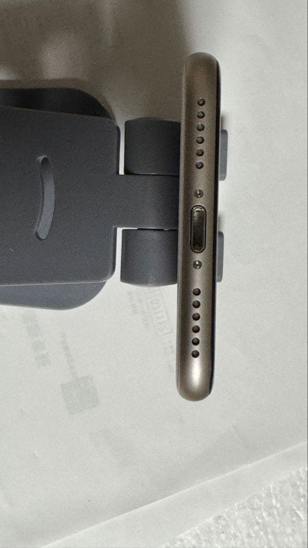 iPhone SE 第3世代 64GB スタートライトSIMフリー