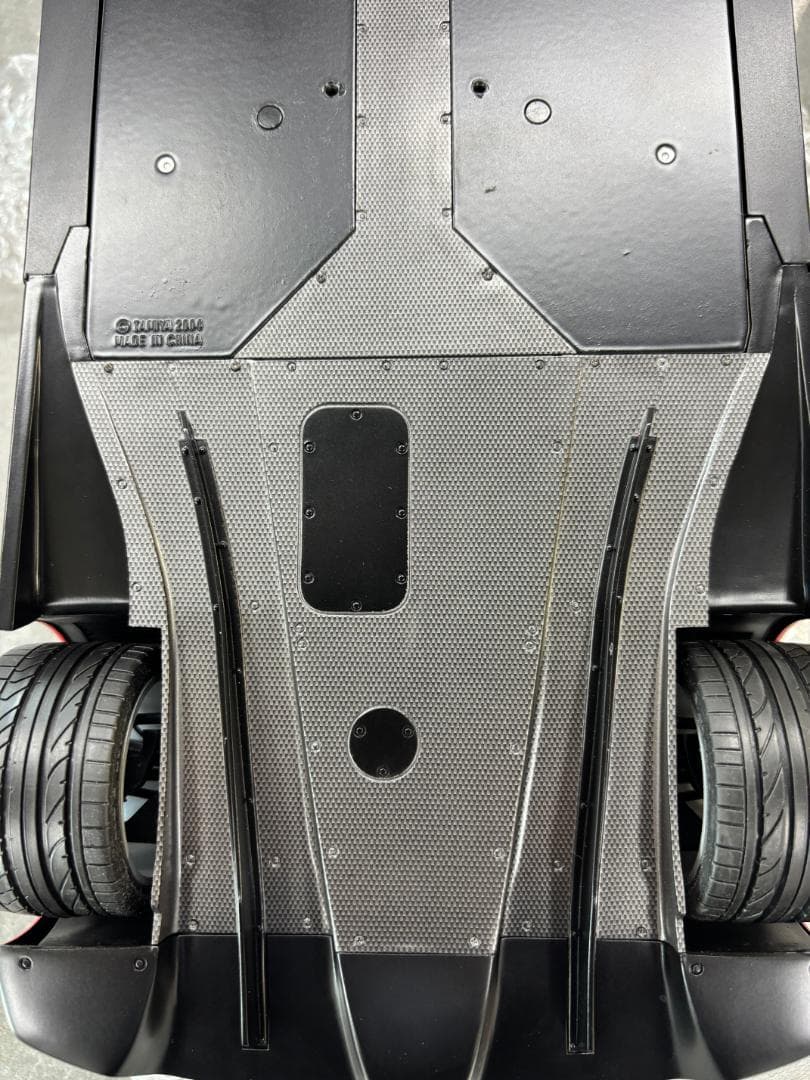 TAMIYA ENZO FERRARI 1/12 コレクターズクラブスペシャル