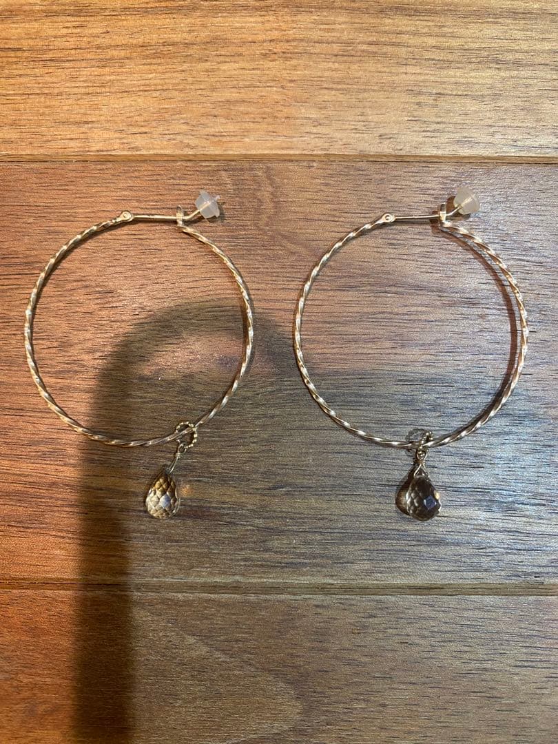 agate フープピアス 10k クォーツ　チャーム