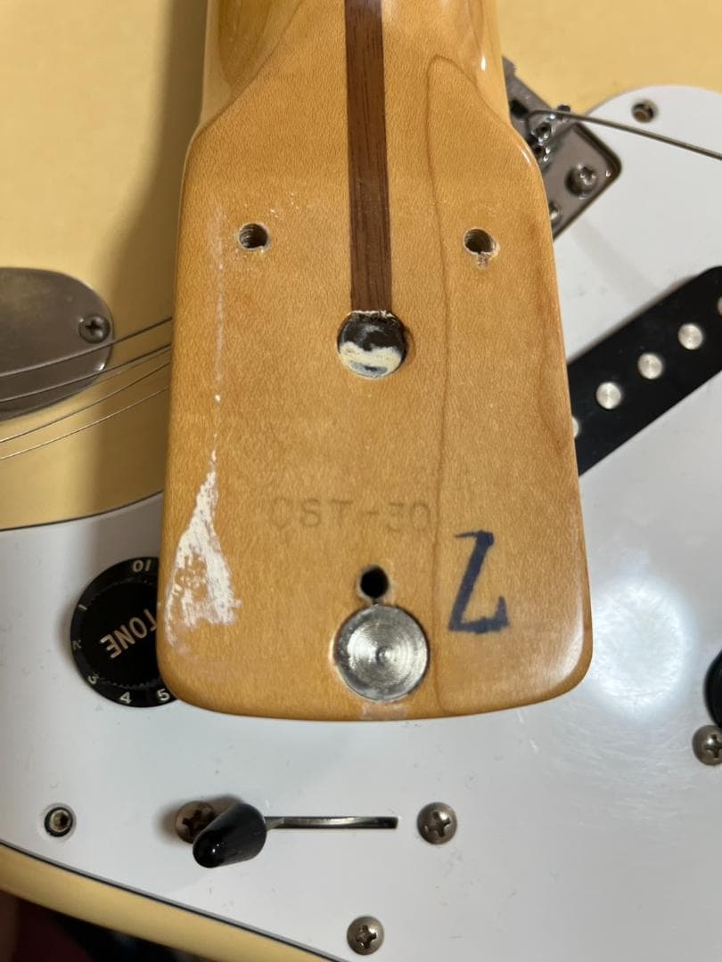 1985年スクワイヤ CST-30フルノーマル