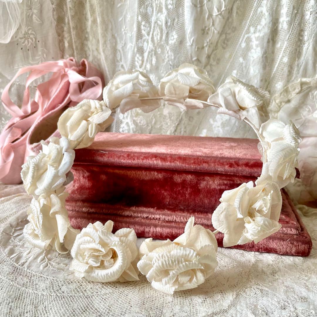 シルク布花ティアラ　布花冠　フランスアンティーク　グローブドマリエ　バラ