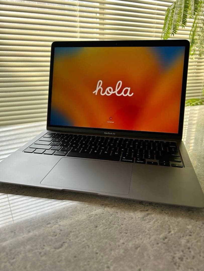 MacBookAir13インチUS配列(メモリ8GB,SSD512GB)