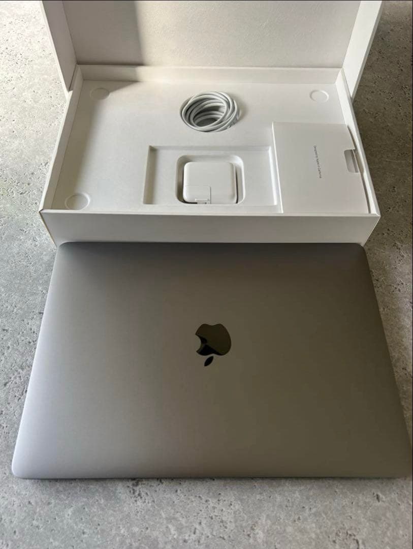 MacBookAir13インチUS配列(メモリ8GB,SSD512GB)