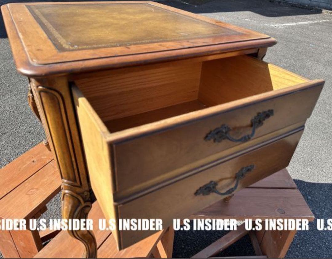 ケ*ン様 木製キャビネット / 猫足　アメリカンアンティーク家具