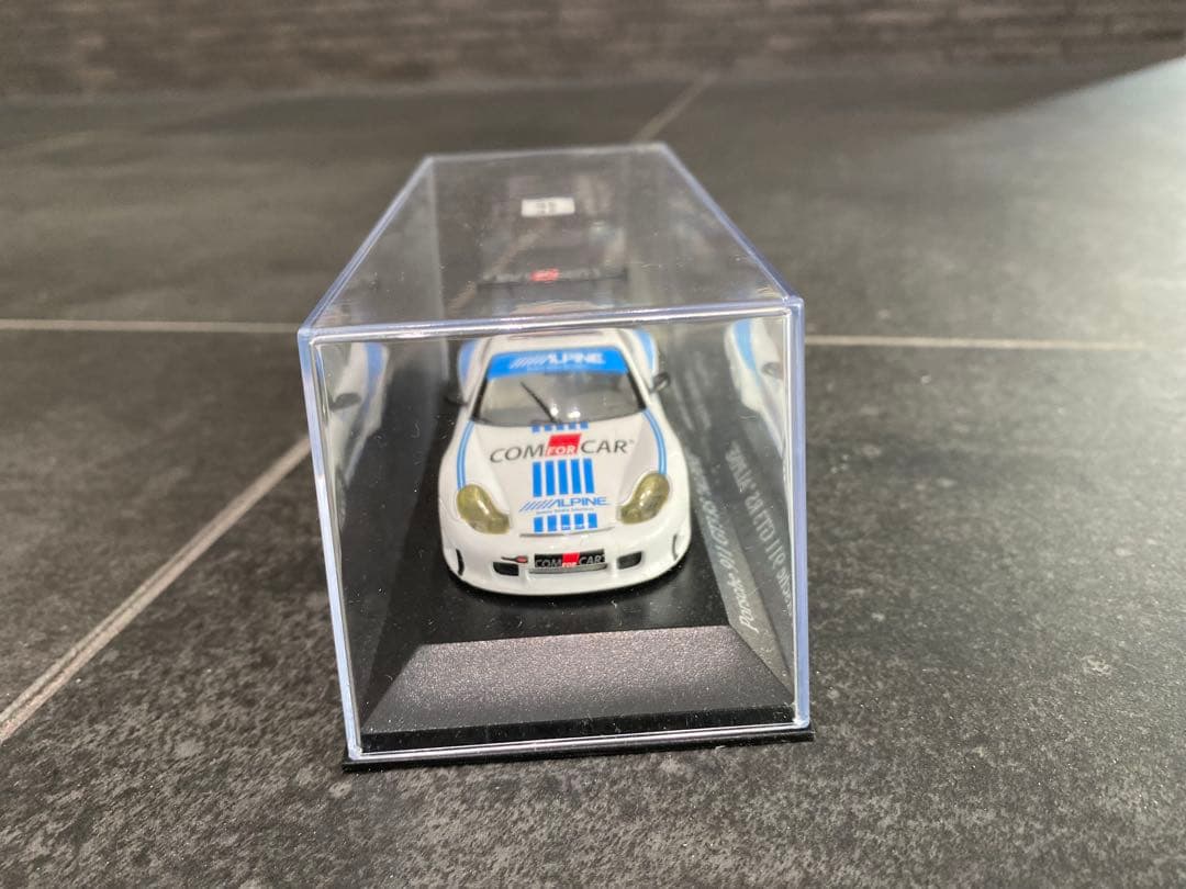 限定車 MINICHAMPS 1/43 PORSCHE