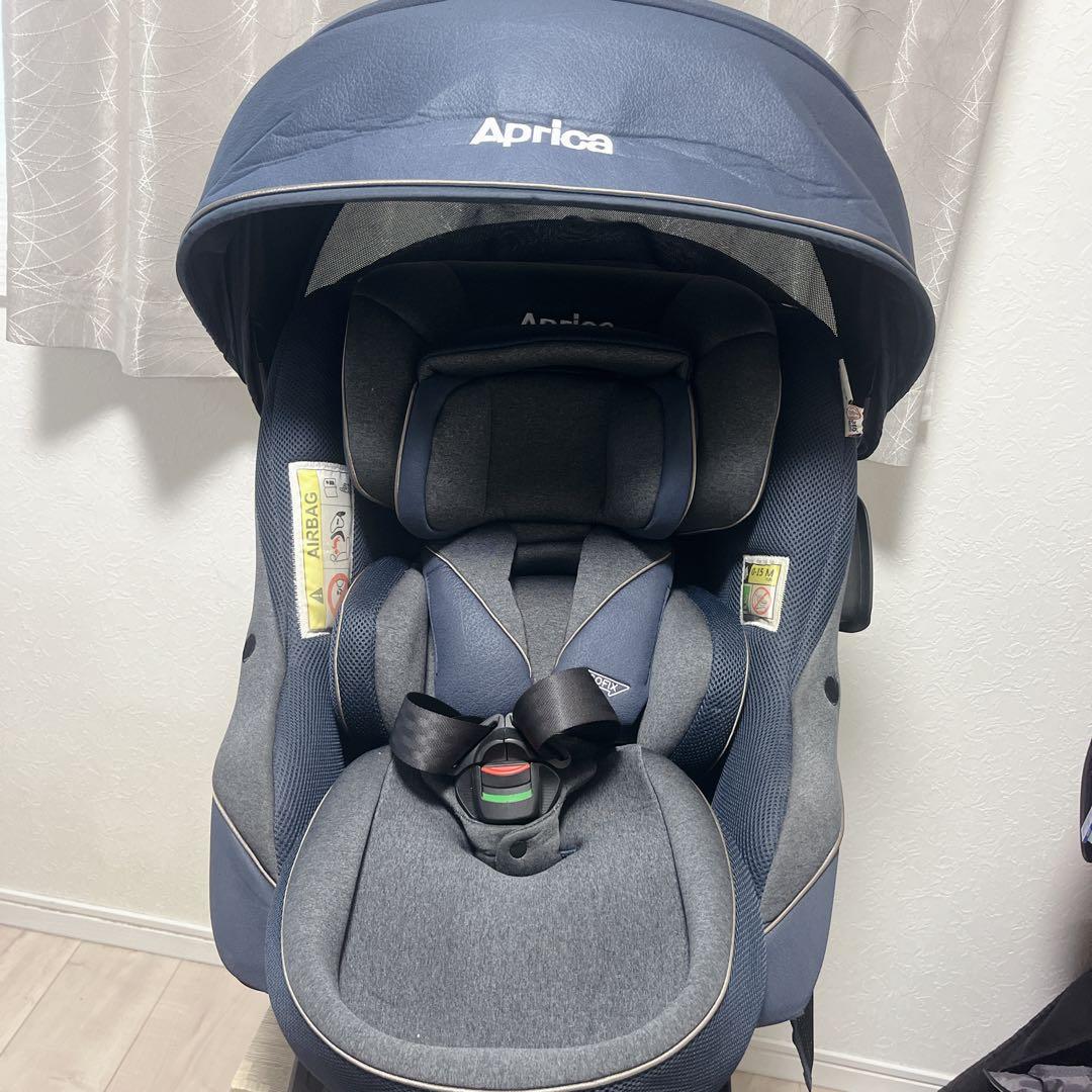 最上位✨訳アリ アップリカクルリラプラス360°セーフティ 紺 チャイルドシート