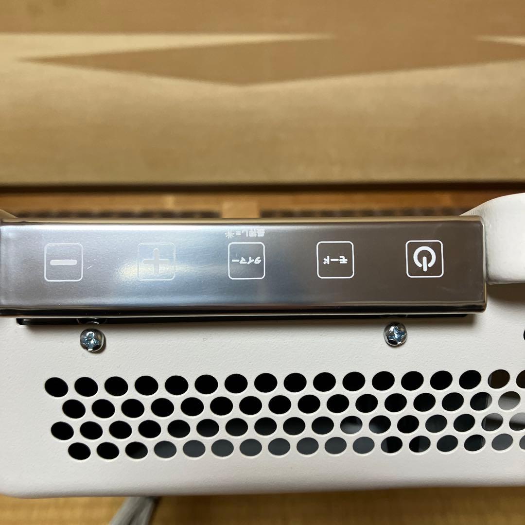 【美品】2025年製　ここぽか　1200w 8畳対応　コンベクターヒーター