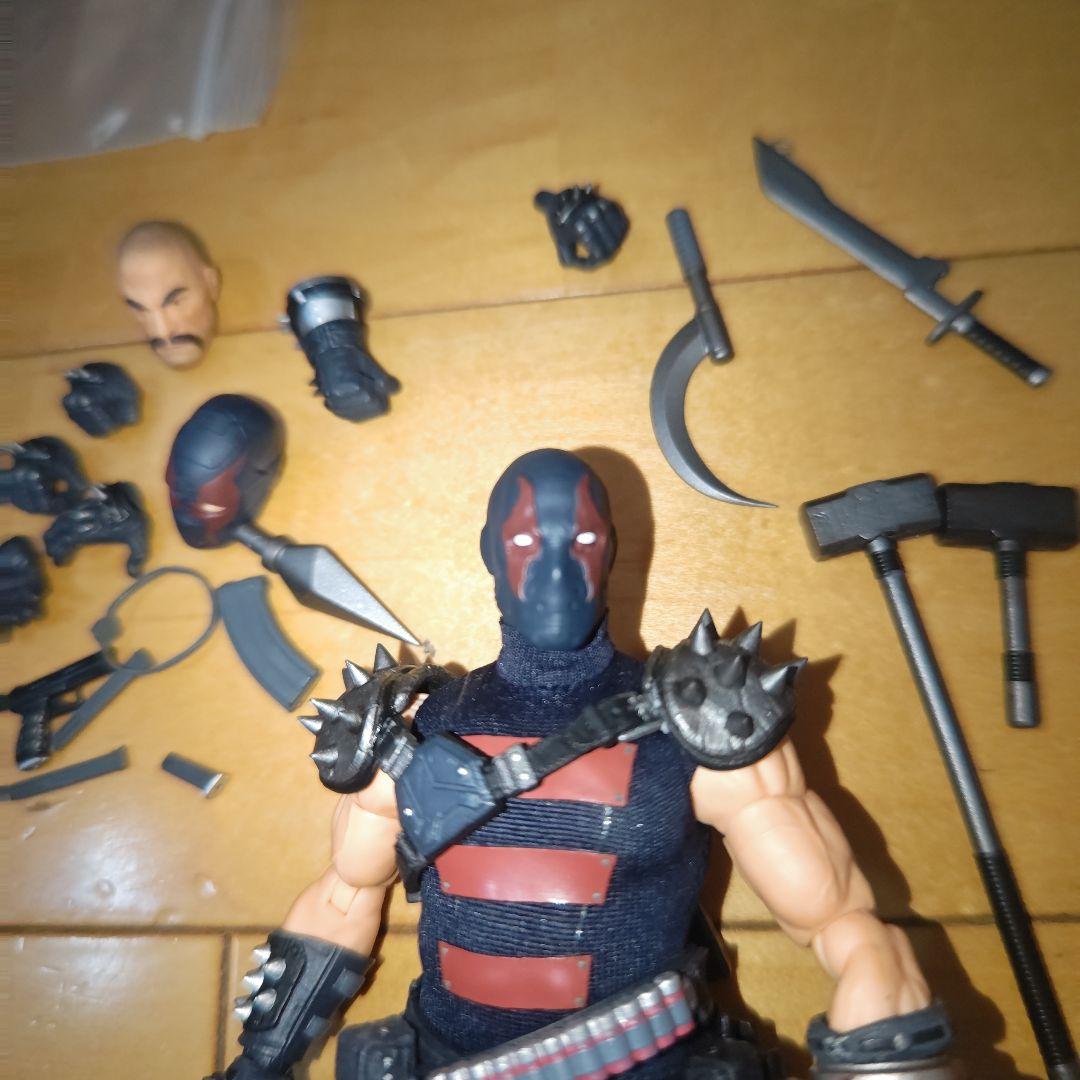 mezcoone:12collective KGビースト