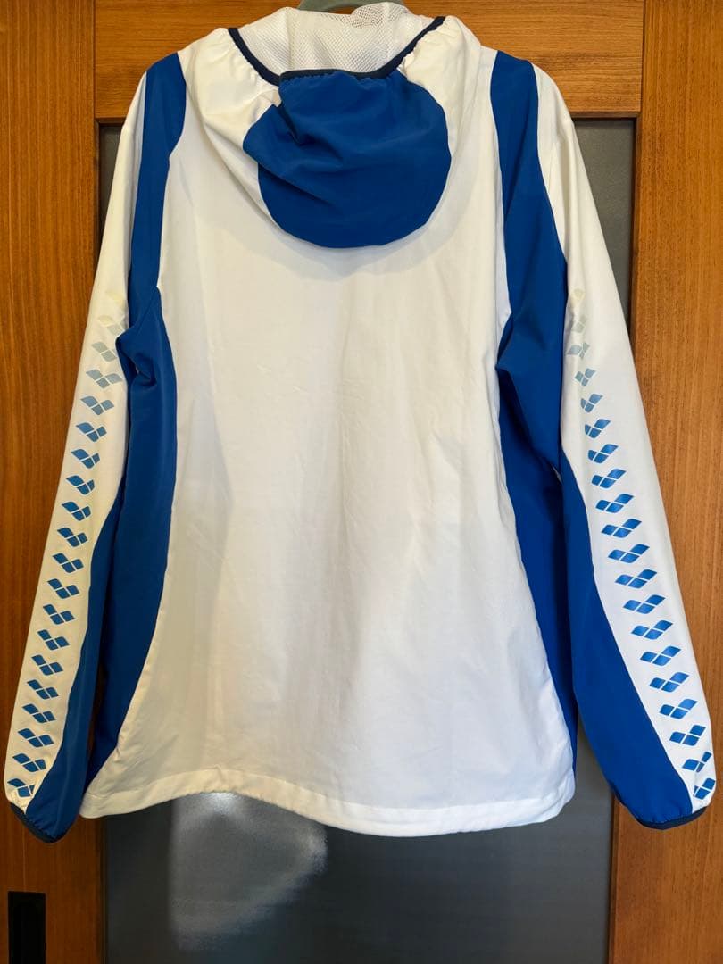 値下げしました！arena チームライン　フード付きジャケット&パンツ