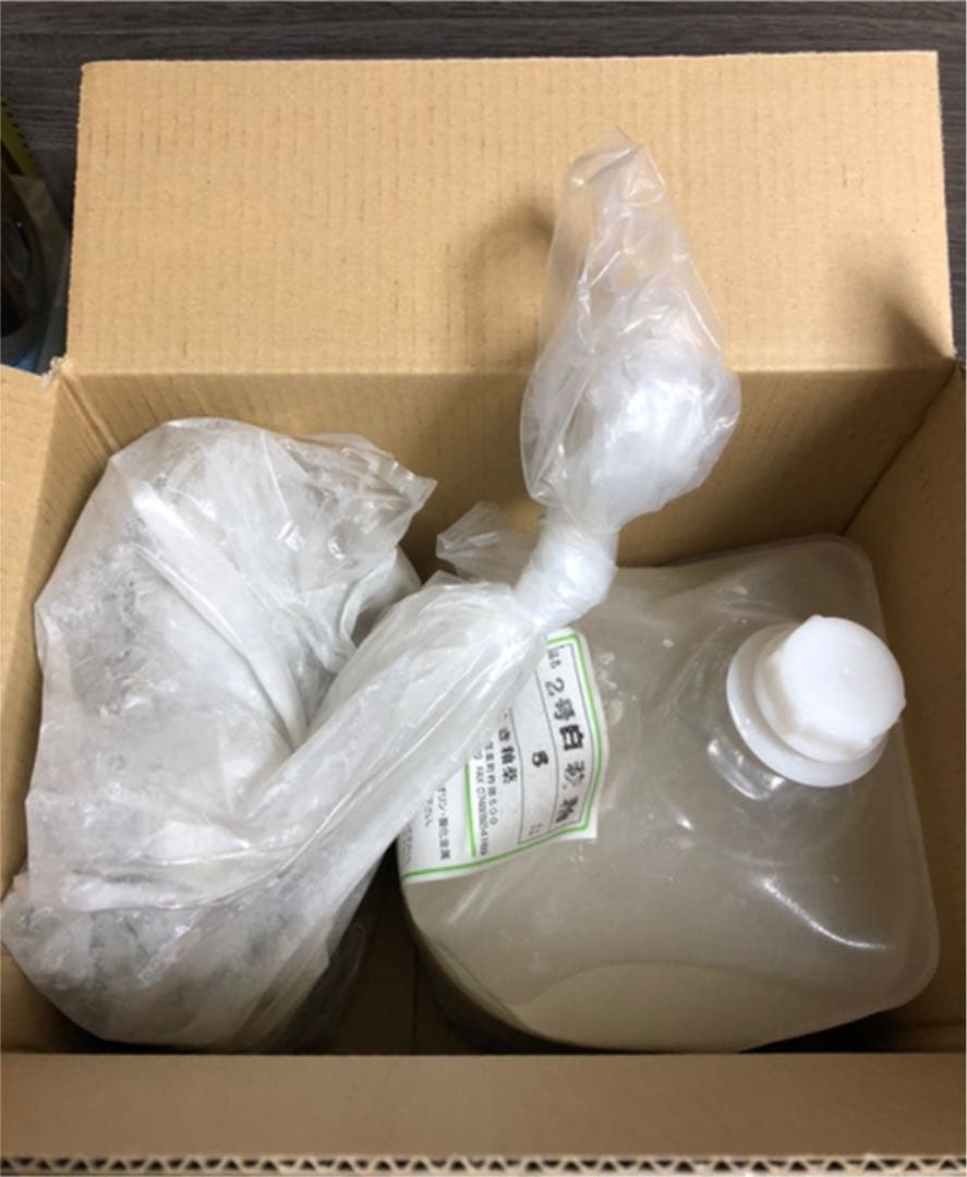 陶芸釉薬　5L 2種類　(バラ売り可能)