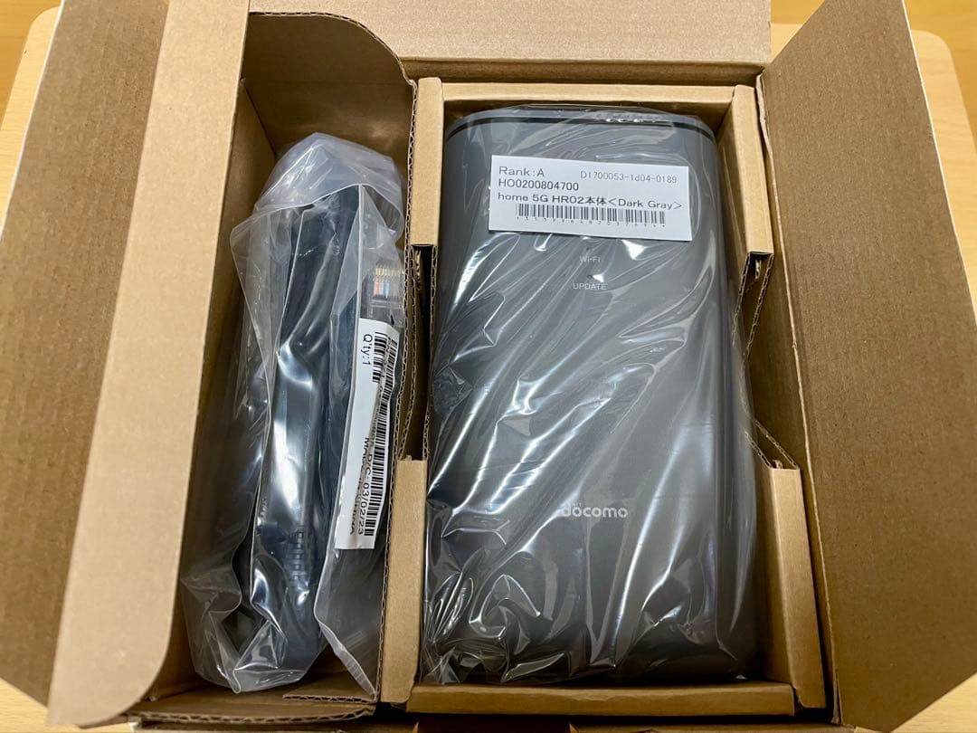 新品未使用 docomo  5G ホームルーター HR02