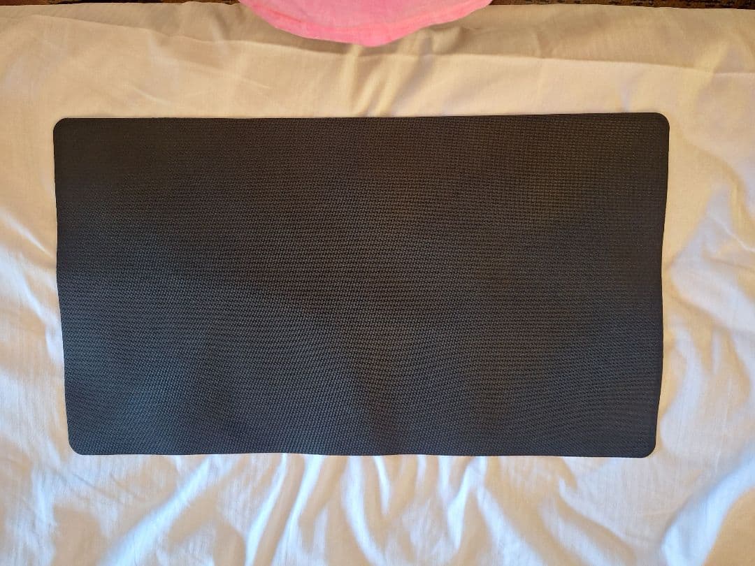 限定 peach桃子先生イラスト 稲妻　プレイマット foil