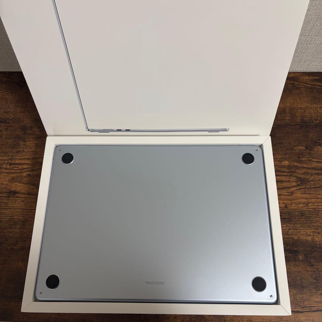 MacBook Air 15インチ M4 16GB 512GB スターライト