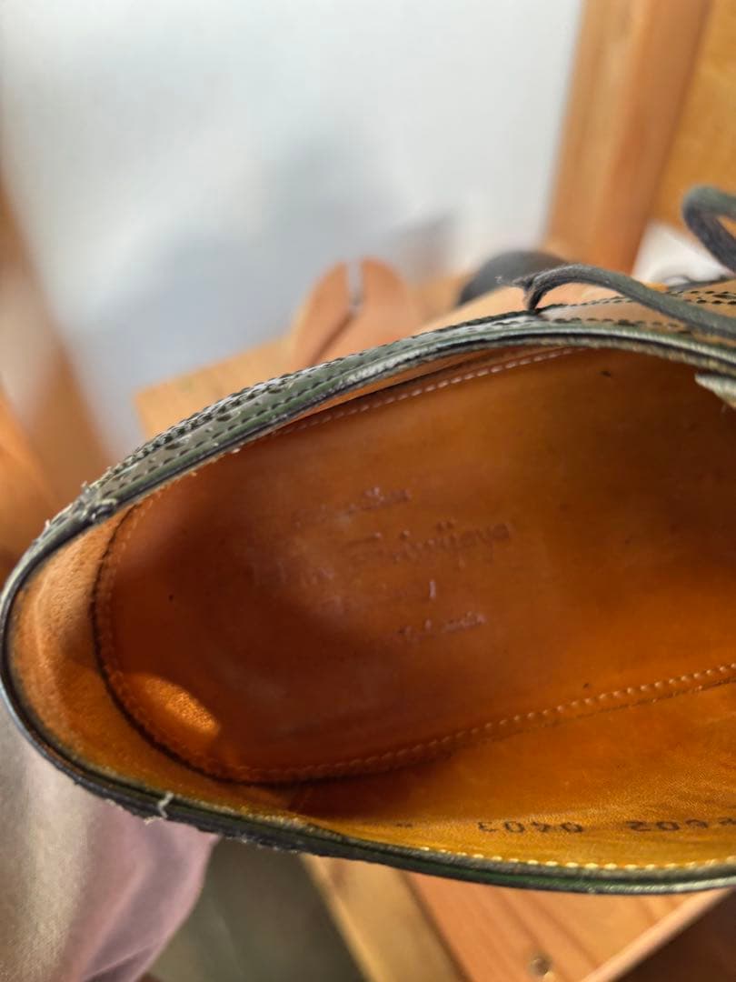 ジャランスリワヤ　ウイングチップ