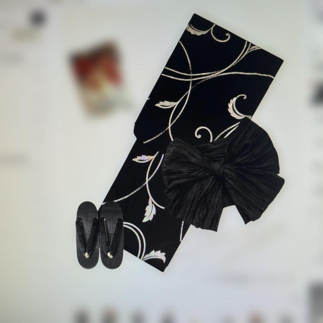 2025年6月新作　最終お値下げ　新品Dita 浴衣5点セット 黒白花柄