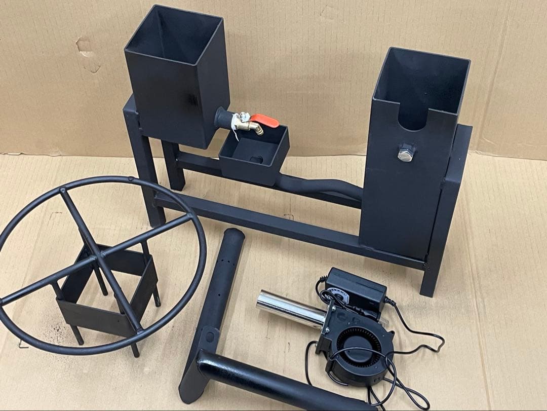 廃油ストーブ　送風機と五徳付き