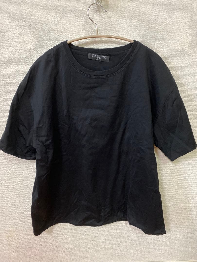 ヴァレンティノ　メンズ　Tシャツ　黒