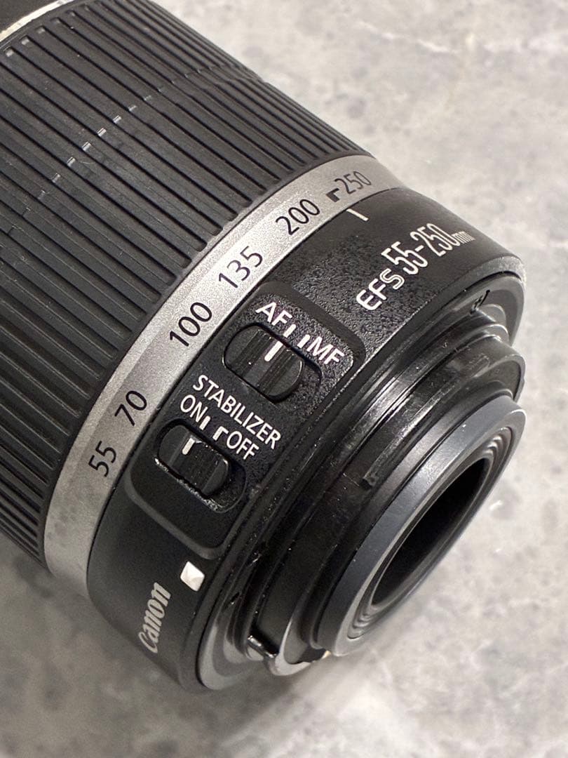 ⭐️完動品⭐️キャノン Canon EF-S 55-250mm IS 望遠レンズ