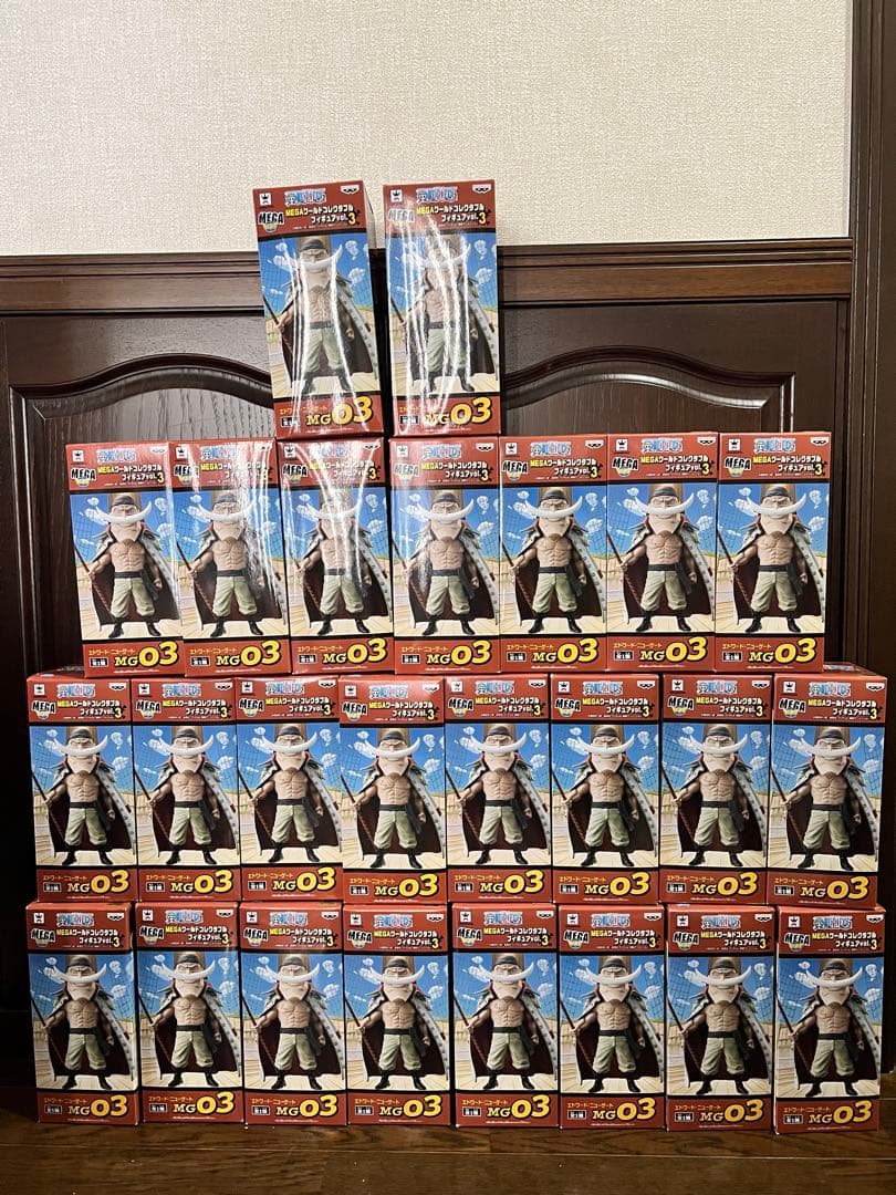 25個MEGAワールドコレクタブルフィギュアvol.3 エドワード・ニューゲート