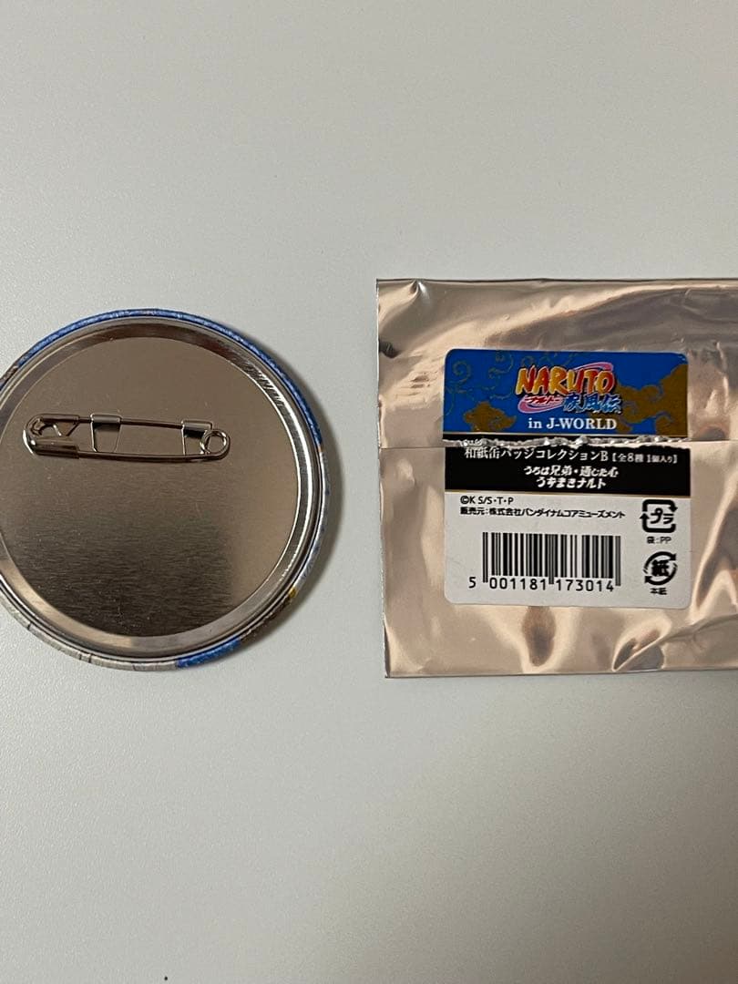 NARUTO　J-WORLD　うちはサスケ　絆シリーズ　和紙缶バッジ