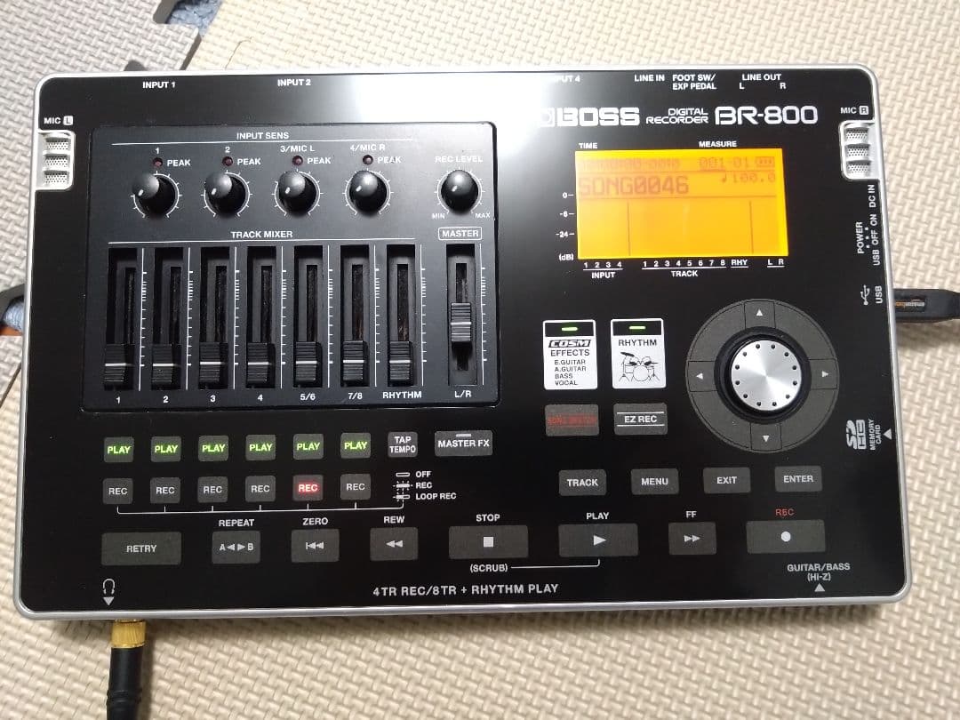 BOSS BR-800 マルチトラックレコーダー