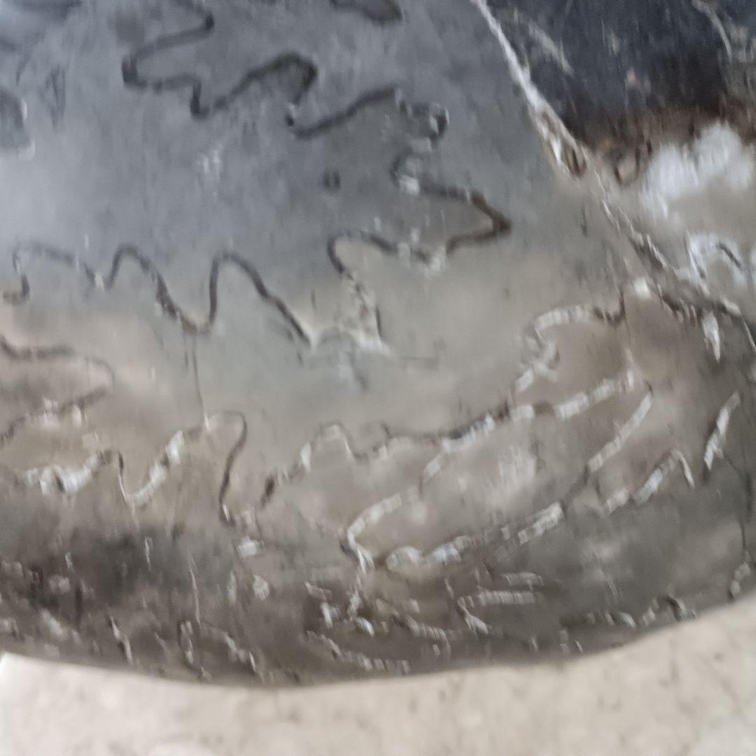 ４５２５）アンモナイトの化石　３０ｋｇ超え　縫合線　鑑賞石　置物