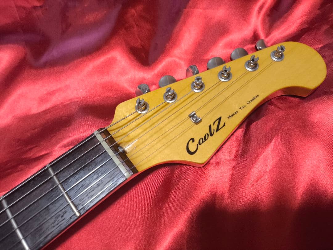 CoolZ ストラトキャスタータイプ 日本製 Beldenシールド付き