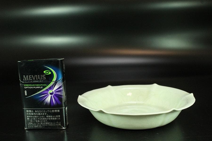 中国美術 白磁 刻草花紋 盤 φ16cm 影青(K-XA680)