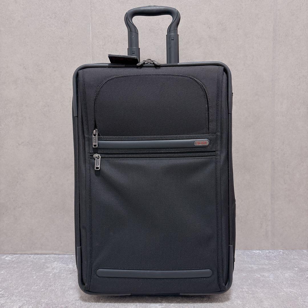TUMI トゥミ キャリー スーツケース 機内持ち込み可能 拡張 ビジネス 黒