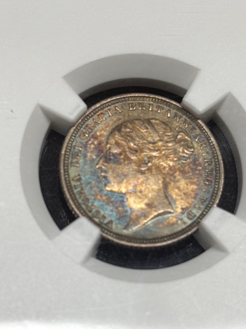 【高鑑定】1883年 イギリス 6ペンス銀貨・ヴィクトリア女王 ヤングヘッド