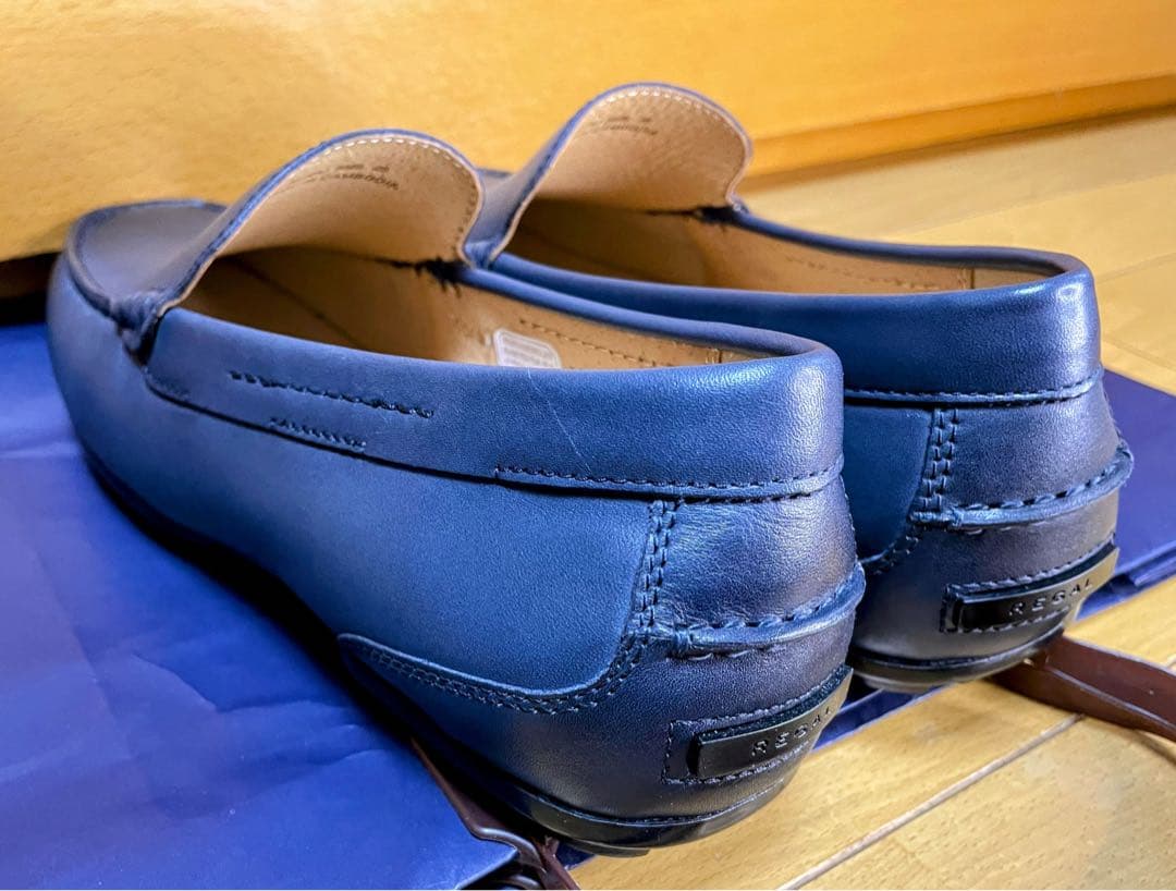 最終値下新品リーガル革スリッポンシューズイタリアンレザー25ドライビングネイビー