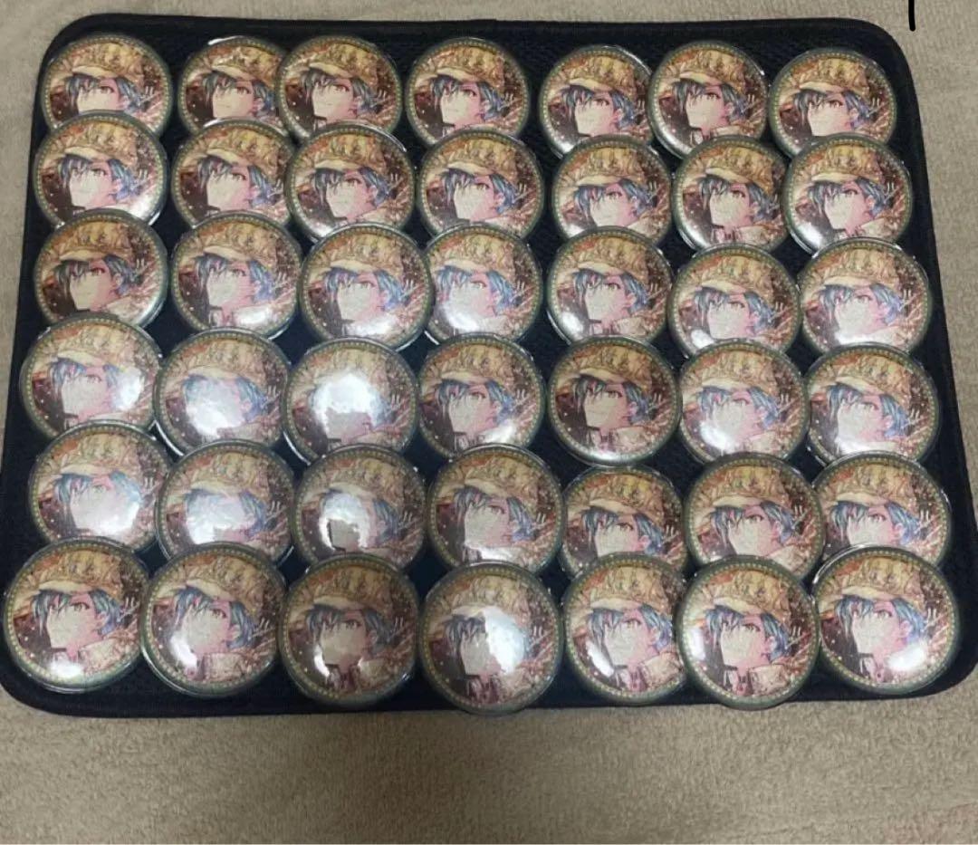 亥清悠 5周年缶バッジ