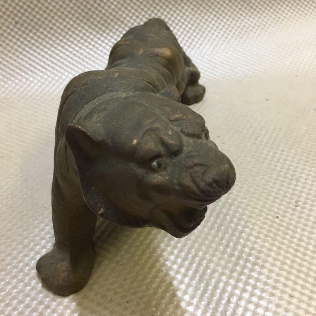 0715  虎  トラ  寅　干支　置物