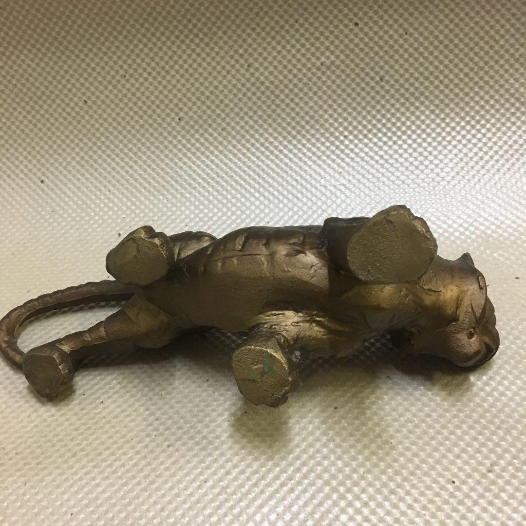 0715  虎  トラ  寅　干支　置物