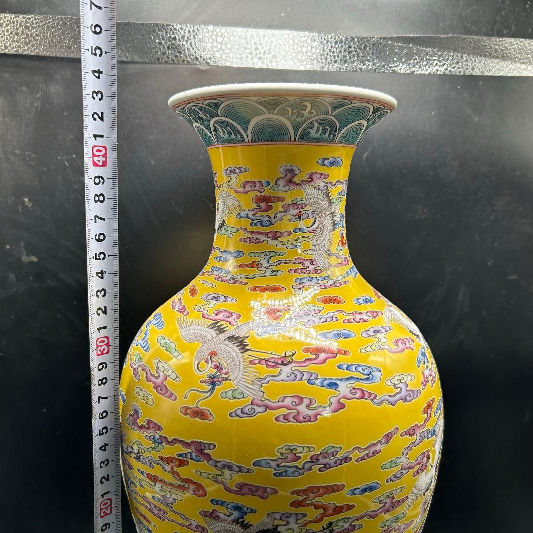 大清雍正粉彩海水鶴魚夜光磁器尾瓶 景徳鎮 陶磁器 装飾品 現代工芸品美術品 置物