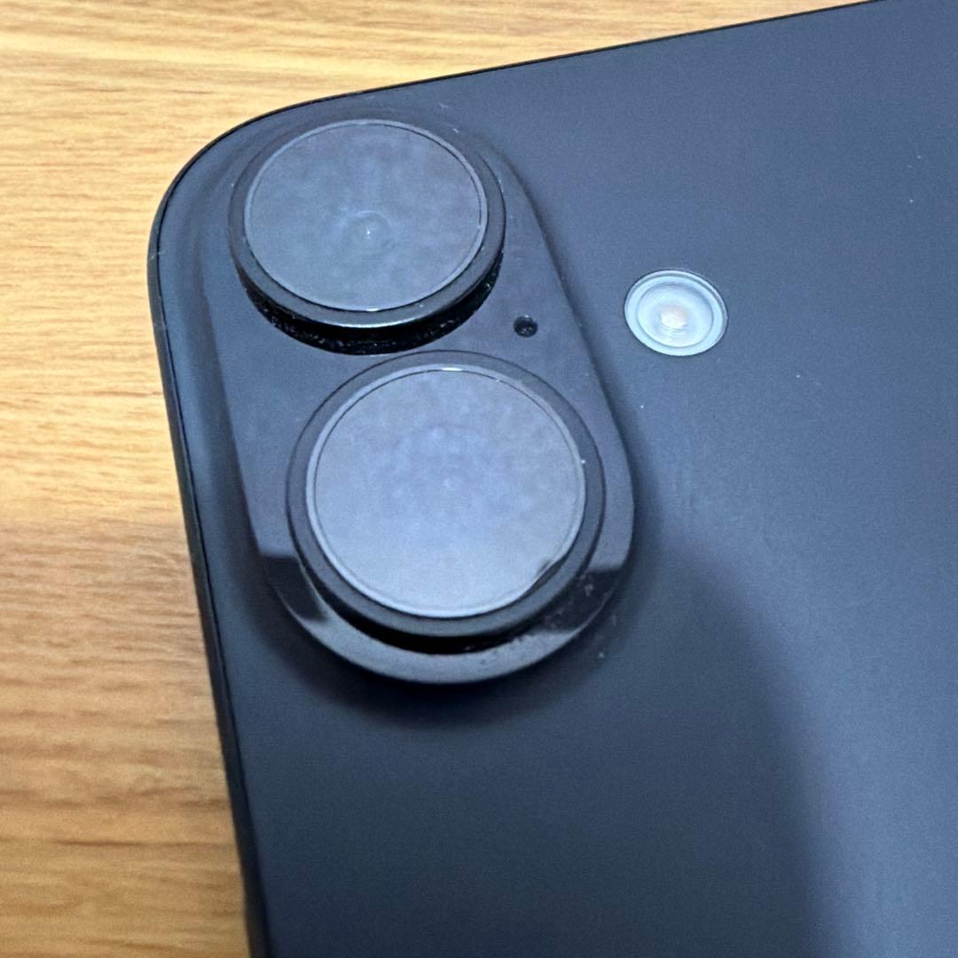 Apple iPhone16 ブラック 本体