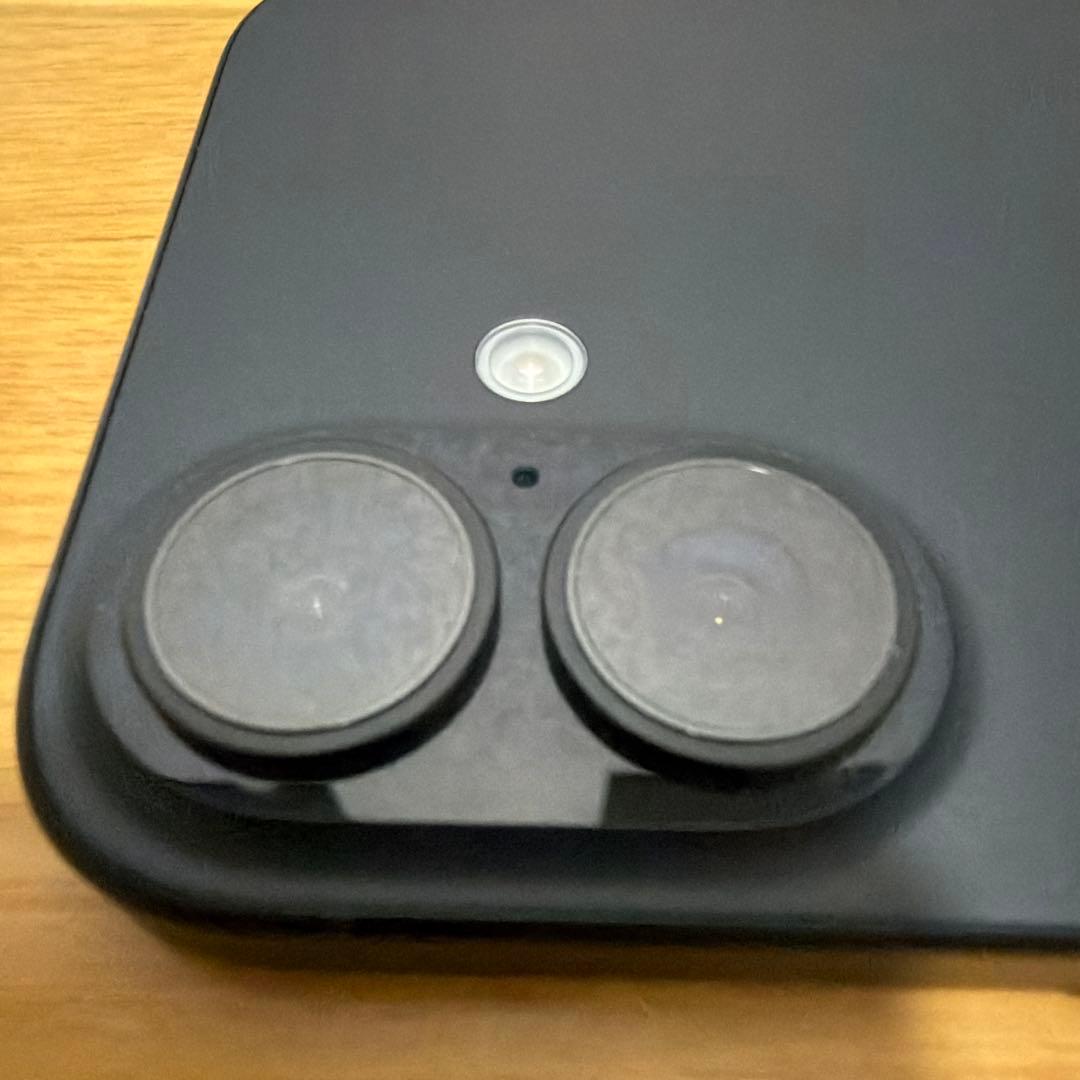 Apple iPhone16 ブラック 本体